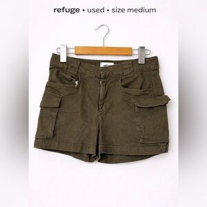 Refuge Khaki Women's Cargo Shorts